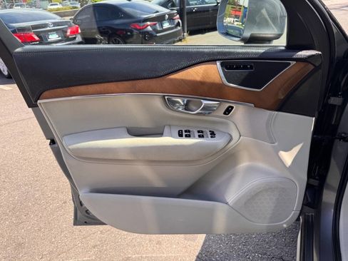 Used 2016 Volvo XC90 T6 Inscription w/ Vision Package AWD/4WD image 28