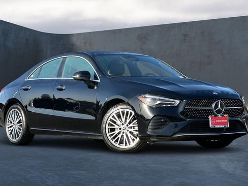 Used 2025 Mercedes-Benz CLA 250 image 2