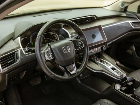 Used 2018 Honda Clarity Touring image 10