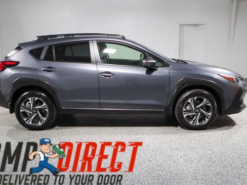 Used 2024 Subaru Crosstrek 2.0i Premium w/ Crosstrek Mirror Package AWD/4WD image 6