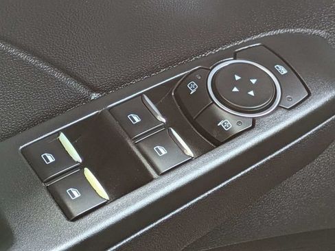 Used 2021 Ford Escape SE w/ Convenience Package FWD image 25