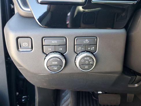 New 2026 GMC Sierra 1500 Elevation image 31