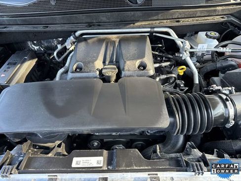 Used 2025 GMC Canyon AT4 w/ Nightfall Edition image 29