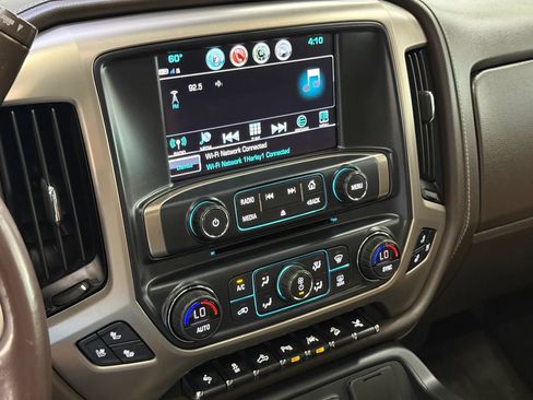 Used 2018 GMC Sierra 1500 Denali w/ Denali Ultimate Package AWD/4WD image 24