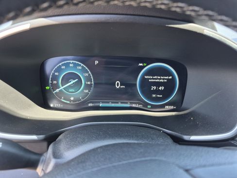 Used 2022 Hyundai Santa Fe Limited AWD/4WD image 10