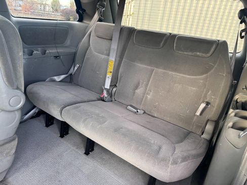 Used 2004 Toyota Sienna LE image 13