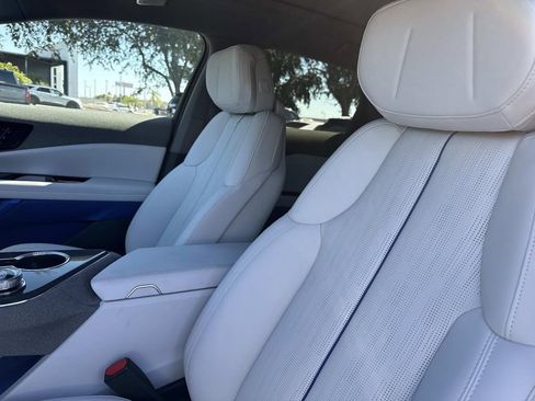 New 2026 Cadillac Optiq Luxury 2 image 21