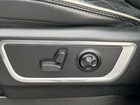 Used 2021 RAM 1500 Laramie image 25