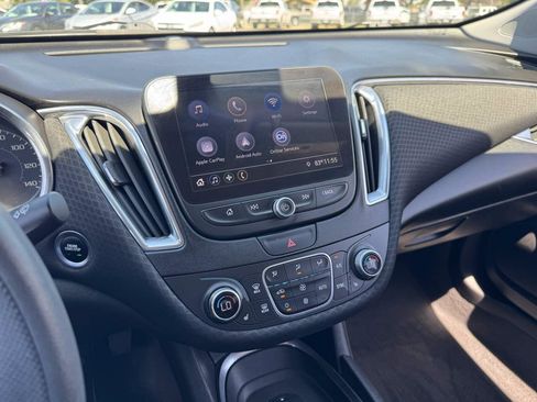 Used 2019 Chevrolet Malibu LT FWD image 27