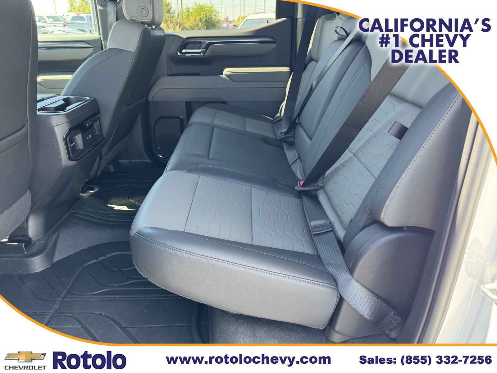 Used 2025 Chevrolet Silverado 1500 ZR2 w/ Technology Package AWD/4WD image 14