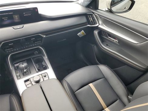 New 2026 MAZDA CX-90 Plug-In Hybrid w/ Premium Plus image 15