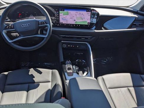 New 2025 Audi Q5 Premium Plus image 17