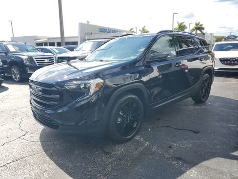 Used 2019 GMC Terrain SLT w/ Black Edition image 32