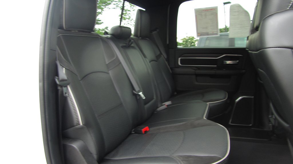 Certified 2025 RAM 2500 Laramie w/ Sport Appearance Package AWD/4WD image 10