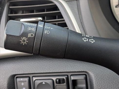 Used 2014 Nissan Sentra SR w/ SR Driver Package FWD image 14