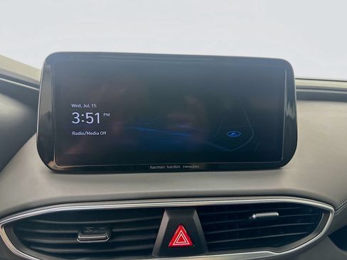 Used 2022 Hyundai Santa Fe SEL w/ Convenience + Premium Package FWD image 12