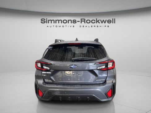 Used 2024 Subaru Crosstrek 2.0i Premium AWD/4WD image 5