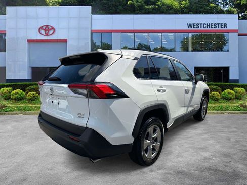 Used 2025 Toyota RAV4 XLE image 4