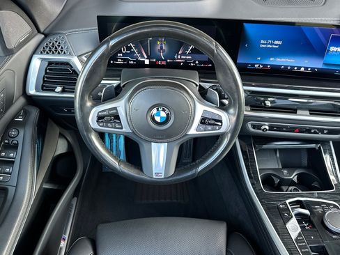 Used 2024 BMW X5 sDrive40i w/ M Sport Package RWD image 13