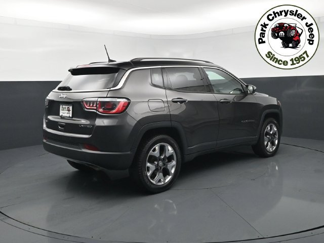 Used 2019 Jeep Compass Limited w/ Advanced Safety Group AWD/4WD image 6