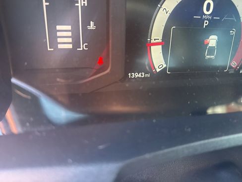 Used 2024 Toyota Tacoma SR5 image 15