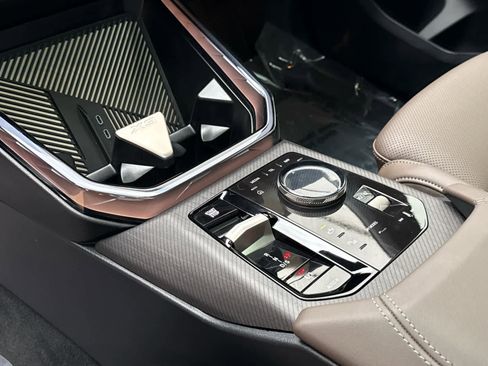 Certified 2025 BMW X3 xDrive30i w/ Premium Package image 12