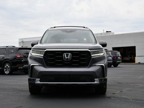 Used 2024 Honda Pilot Elite image 2