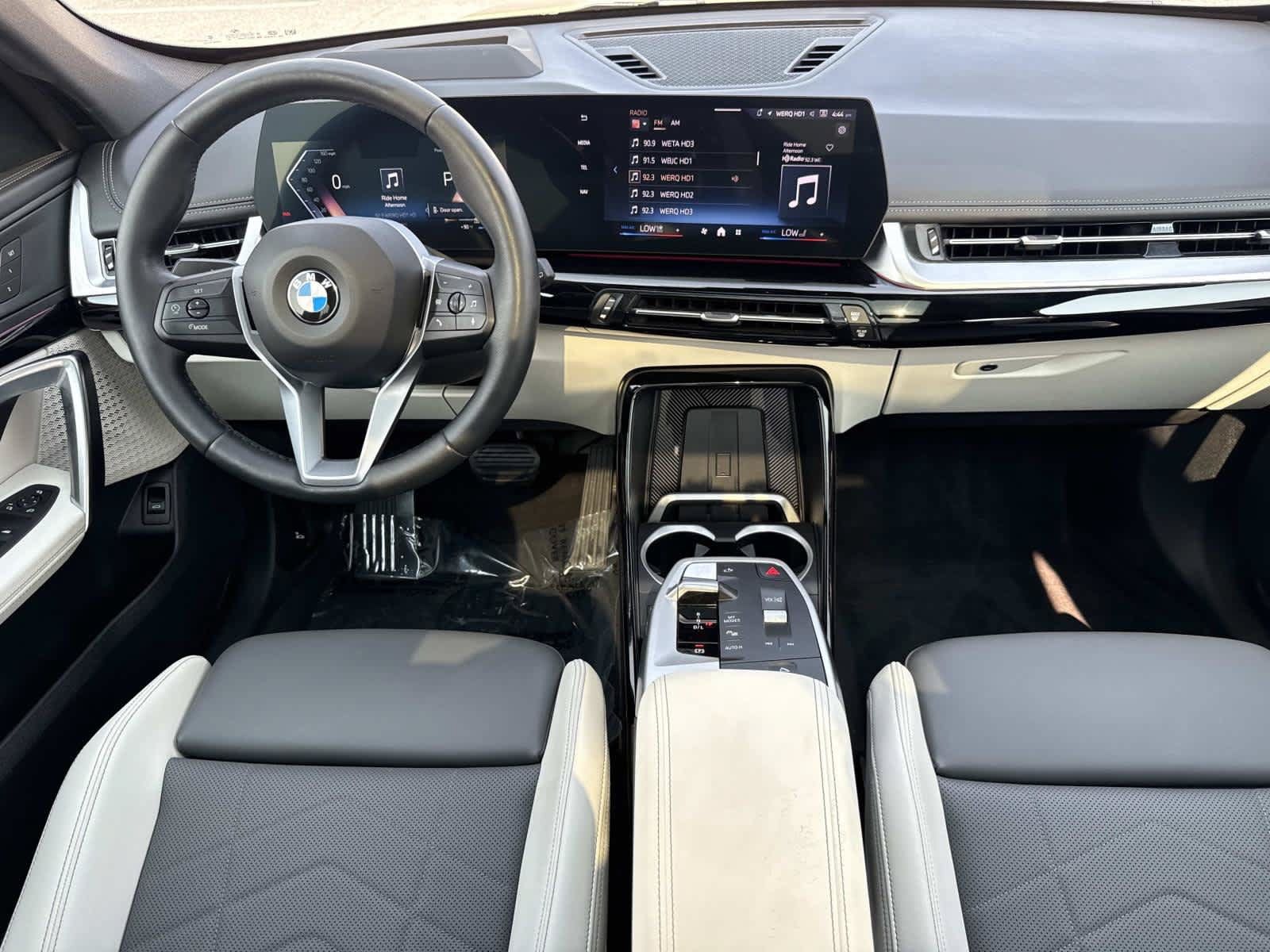 Used 2026 BMW X1 xDrive28i w/ Technology Package AWD/4WD image 17