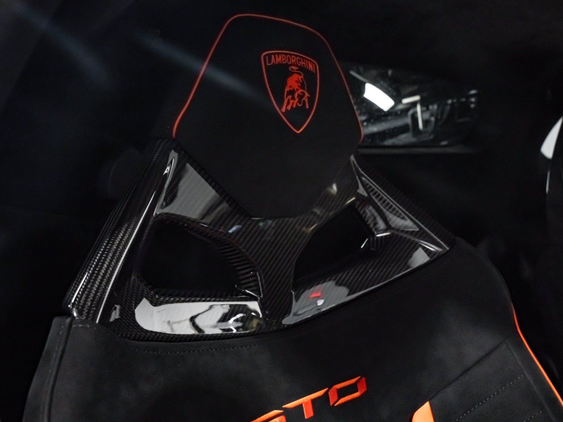 Used 2024 Lamborghini Huracan STO RWD image 84