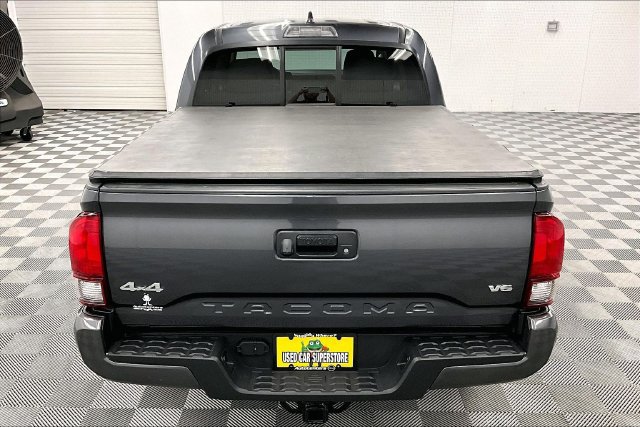 Used 2023 Toyota Tacoma SR AWD/4WD image 31