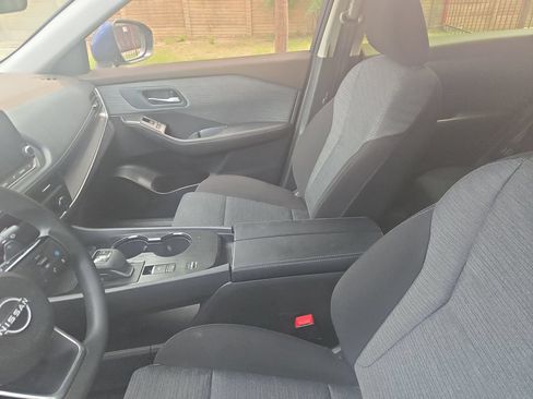 Certified 2023 Nissan Rogue SV FWD image 13
