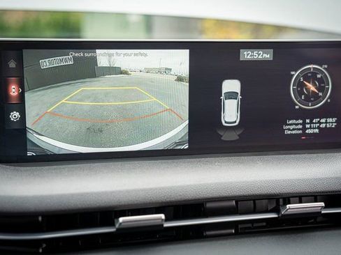 Used 2025 Genesis GV70 2.5T image 21