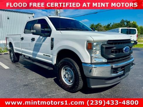 Used 2022 Ford F250 XL w/ Power Equipment Group AWD/4WD image 3