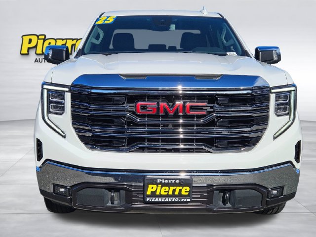 Used 2025 GMC Sierra 1500 SLT AWD/4WD image 9