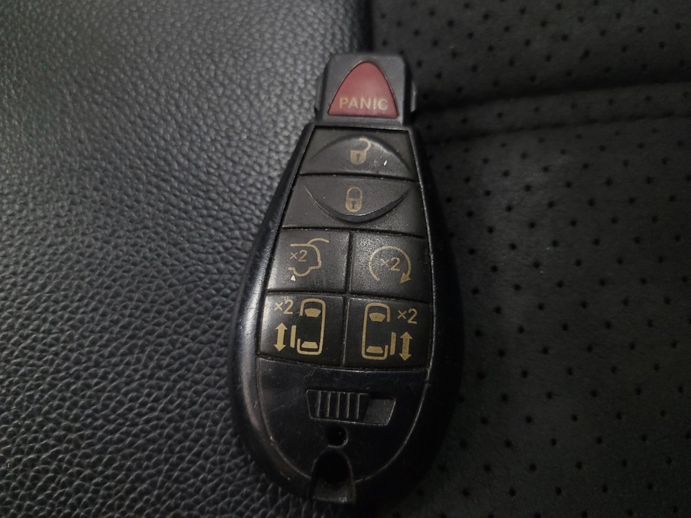 Used 2019 Dodge Grand Caravan SXT FWD image 32