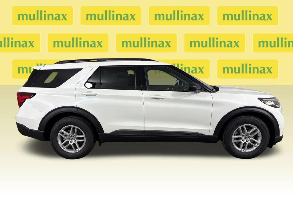 New 2027 Ford Explorer Active w/ Active Comfort Package RWD image 2