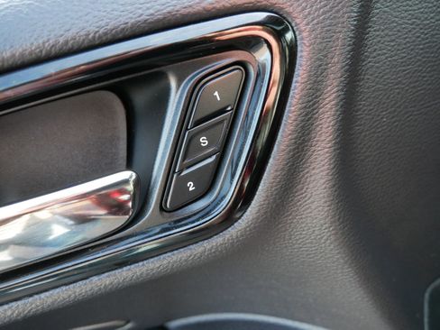 Used 2021 Dodge Durango R/T w/ Technology Group image 25