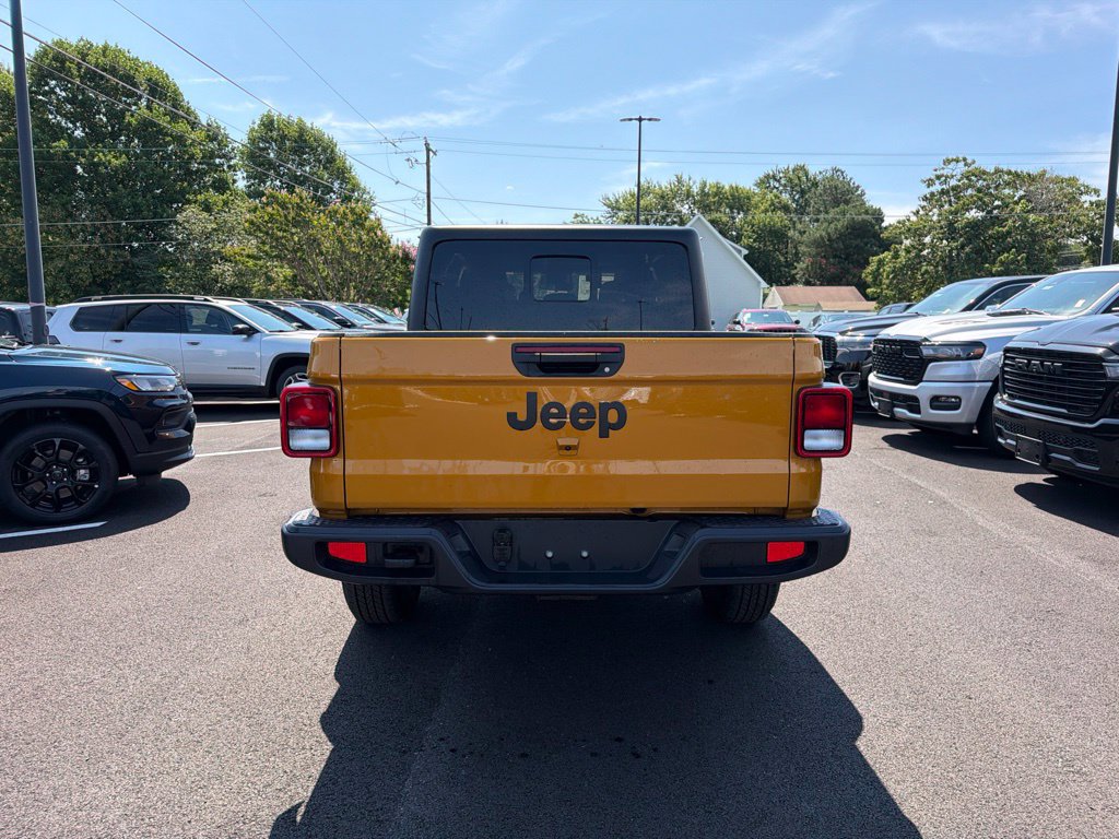 New 2026 Jeep Gladiator Sport AWD/4WD image 6