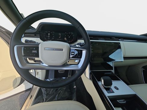 New 2026 Land Rover Range Rover SE AWD/4WD image 17