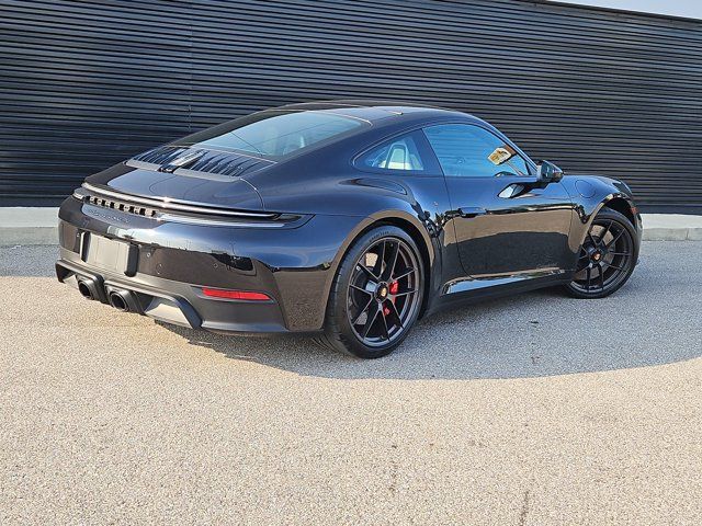 Certified 2025 Porsche 911 Carrera GTS RWD image 9