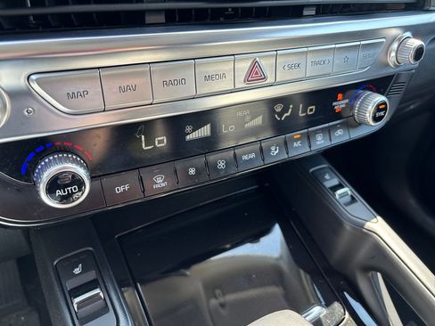 Used 2022 Kia Telluride S AWD/4WD image 35