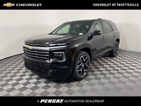 New 2026 Chevrolet Traverse High Country w/ LPO, Floor Liner Package AWD/4WD image 1