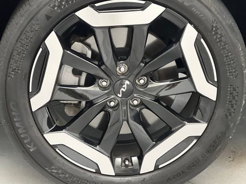 Used 2025 Kia Telluride S FWD image 81