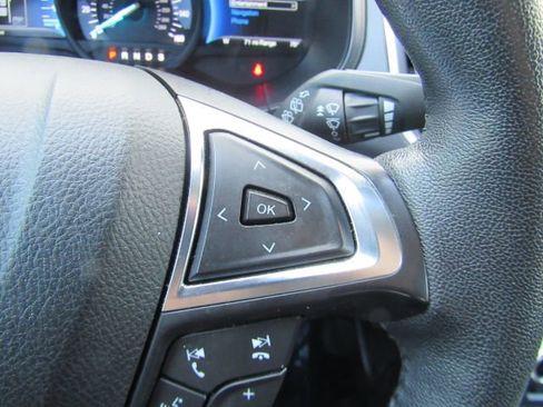 Used 2022 Ford Edge SEL w/ Sport Appearance Package image 40