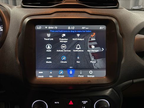 Used 2023 Jeep Renegade Latitude AWD/4WD image 10