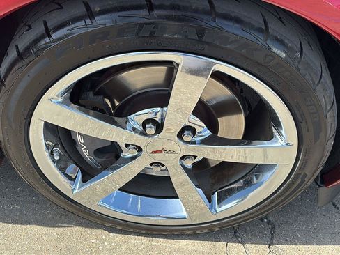 Used 2010 Chevrolet Corvette Coupe w/ Preferred Equipment Group RWD image 9