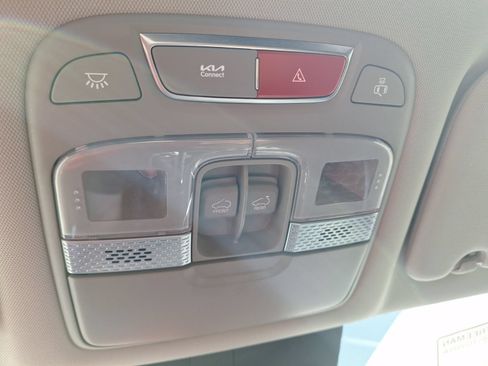 Used 2025 Kia Telluride SX FWD image 25
