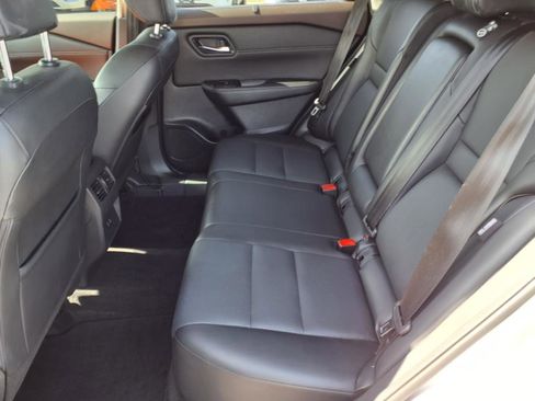 Certified 2022 Nissan Rogue SV w/ SV Premium Package image 12