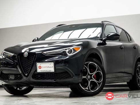 Used 2023 Alfa Romeo Stelvio Veloce AWD/4WD image 1