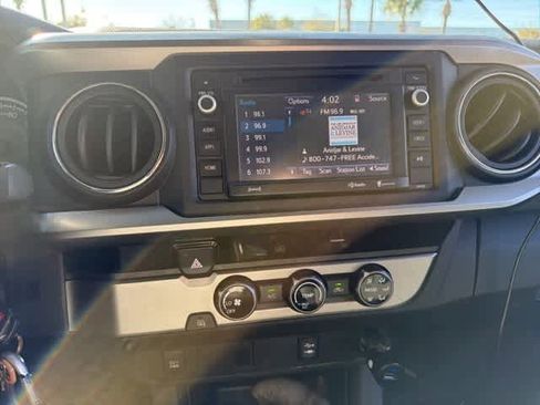 Used 2016 Toyota Tacoma SR5 w/ SR5 Appearance Package (SN) image 15